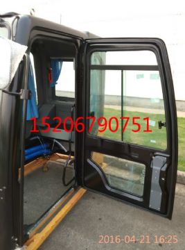 點擊查看詳細(xì)信息<br>標(biāo)題：三一SY215-9/SY-9型挖掘機(jī)駕駛室總成 帶內(nèi)飾線束 閱讀次數(shù)：3926